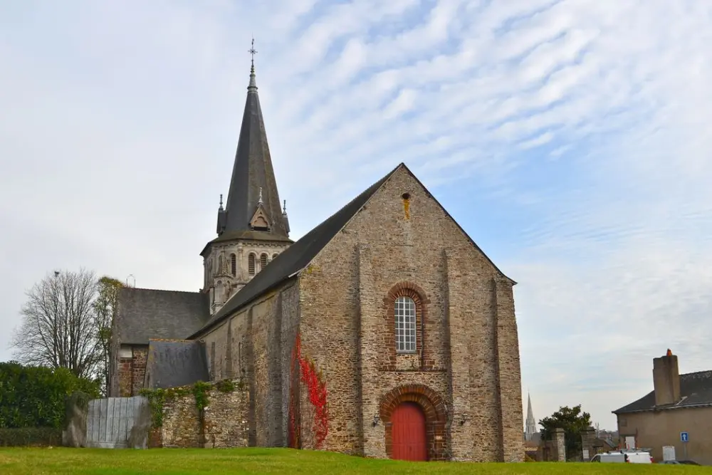 Foto de Iglesia de Saint-Jean de Béré - POP Plateforme Ouverte du Patrimoine / Base Mérimée - © Ministère de la Culture (France), Conservation des antiquités et des objets de loire-Atlantique – Tous droits réservés 