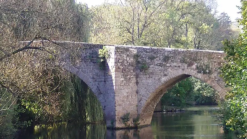 Foto von Brücke auf dem Mönch namens Pont Saint-Antoine - Adam Bishop - © Creative Commons (https://creativecommons.org/licenses/by-sa/4.0/deed.fr)
