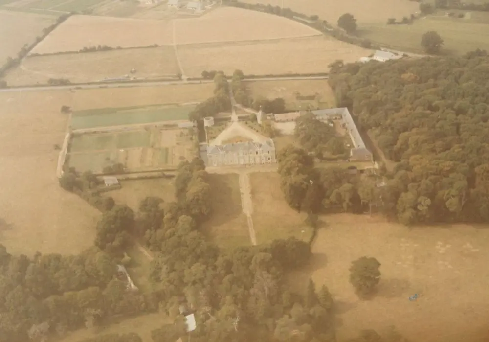 Picture of Castle of Villejégu - POP Plateforme Ouverte du Patrimoine / Base Mérimée - © Ministère de la Culture (France), Médiathèque du patrimoine et de la photographie, tous droits réservés