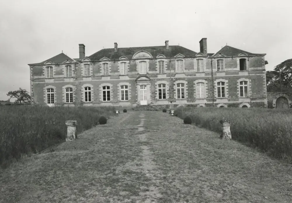 Picture of Castle of Villejégu - POP Plateforme Ouverte du Patrimoine / Base Mérimée - © Ministère de la Culture (France), Médiathèque du patrimoine et de la photographie, tous droits réservés