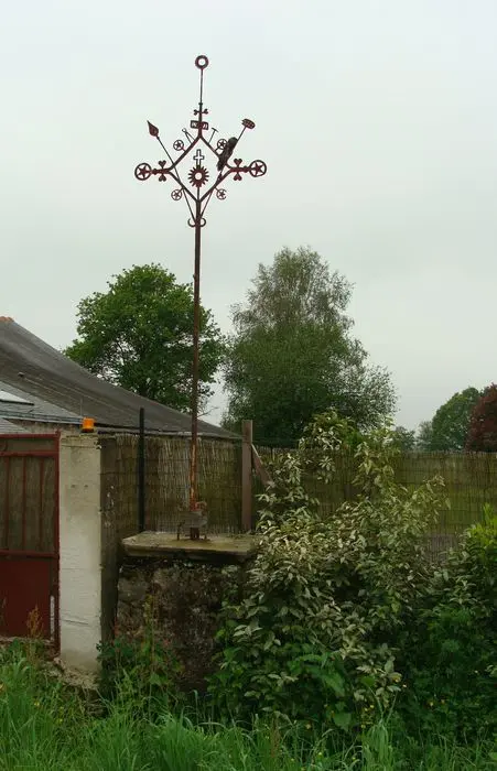 Foto de Grand Mérimont Cross de hierro forjado - POP Plateforme Ouverte du Patrimoine / Base Mérimée - © Ministère de la Culture (France), Conservation des antiquités et des objets de loire-Atlantique – Tous droits réservés 