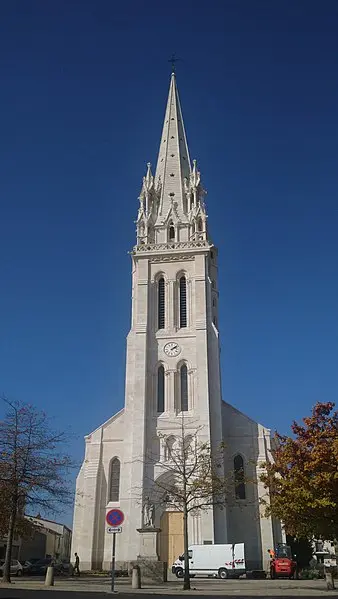 Foto de Iglesia parroquial de Saint-Jean-Baptiste - Llann Wé² - © Creative Commons (https://creativecommons.org/licenses/by-sa/4.0/deed.fr)