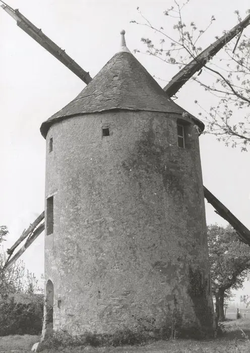 Foto von Quétraie Mill - POP Plateforme Ouverte du Patrimoine / Base Mérimée - © Ministère de la Culture (France), Médiathèque du patrimoine et de la photographie, tous droits réservés
