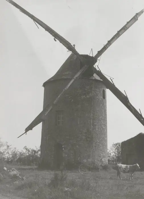 Foto von Quétraie Mill - POP Plateforme Ouverte du Patrimoine / Base Mérimée - © Ministère de la Culture (France), Médiathèque du patrimoine et de la photographie, tous droits réservés