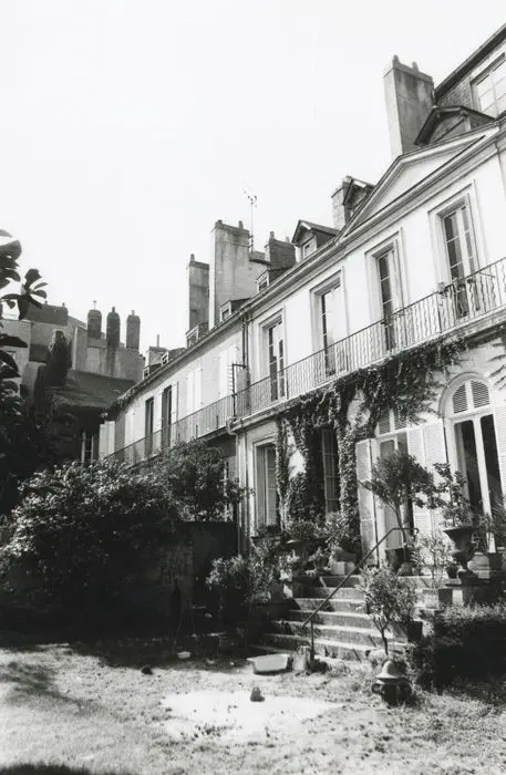 Foto von Cazeneuve de Pradines Hotel - POP Plateforme Ouverte du Patrimoine / Base Mérimée - © Ministère de la Culture (France), Médiathèque du patrimoine et de la photographie, tous droits réservés