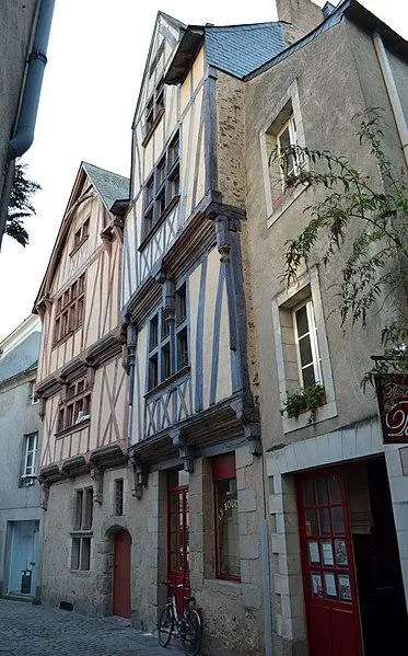 Foto de Edificios - Selbymay - © Creative Commons (https://creativecommons.org/licenses/by-sa/4.0/deed.fr)