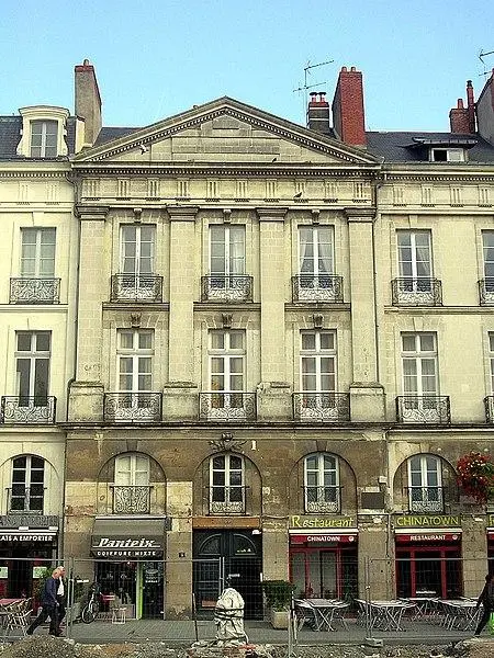Foto de Edificio - Jibi44 - © Creative Commons (https://creativecommons.org/licenses/by-sa/4.0/deed.fr)