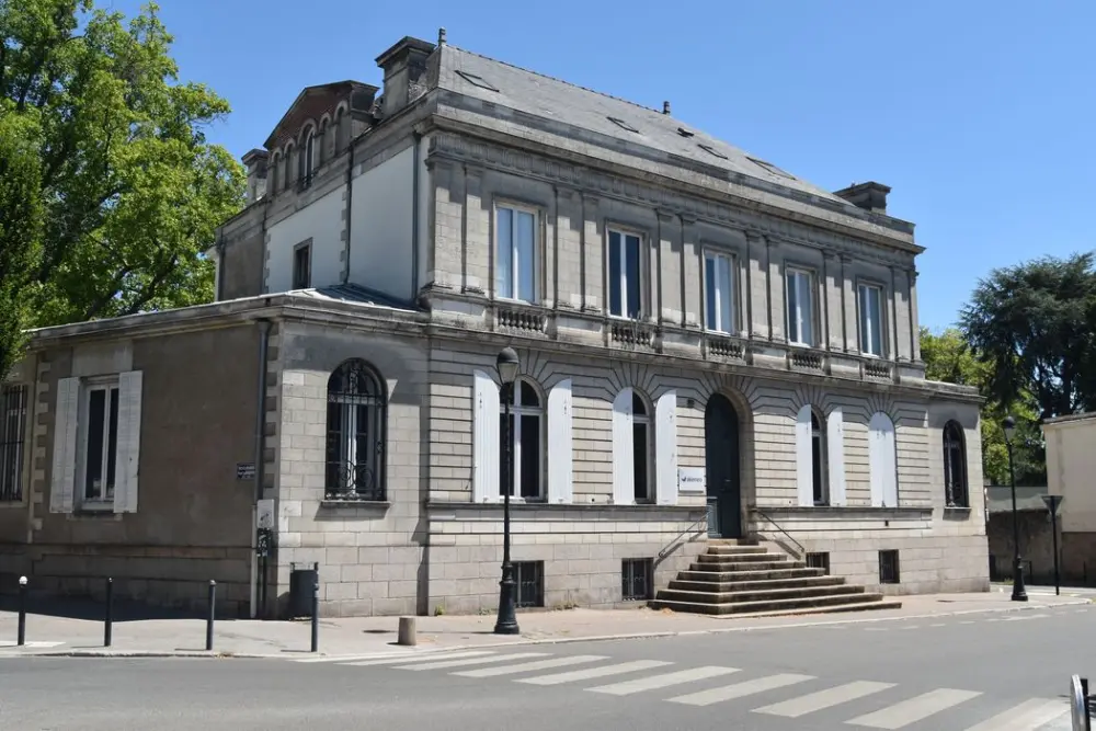Foto von Gebäude, ehemaliges Massion Manual Hotel - POP Plateforme Ouverte du Patrimoine / Base Mérimée - © Ministère de la Culture (France), Médiathèque du patrimoine et de la photographie, diffusion RMN-GP