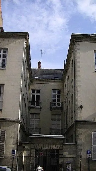 Foto de Edificio del curso de Cambronne - Adam Bishop - © Creative Commons (https://creativecommons.org/licenses/by-sa/4.0/deed.fr)