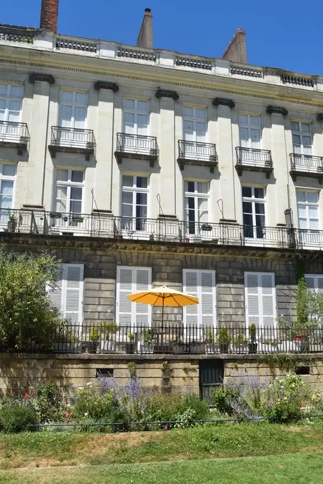 Foto de Edificio del curso de Cambronne - POP Plateforme Ouverte du Patrimoine / Base Mérimée - © Ministère de la Culture (France), Médiathèque du patrimoine et de la photographie, diffusion RMN-GP