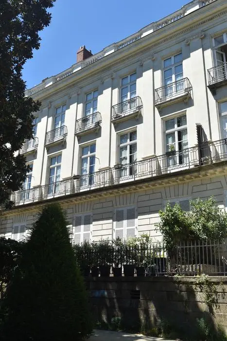 Foto de Edificio del curso de Cambronne - POP Plateforme Ouverte du Patrimoine / Base Mérimée - © Ministère de la Culture (France), Médiathèque du patrimoine et de la photographie, diffusion RMN-GP