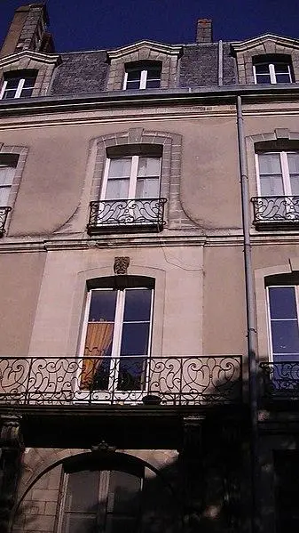 Foto de Edificio - Adam Bishop - © Creative Commons (https://creativecommons.org/licenses/by-sa/4.0/deed.fr)