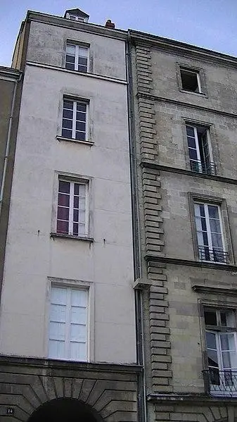 Foto de Edificio del curso de Cambronne - Adam Bishop - © Creative Commons (https://creativecommons.org/licenses/by-sa/4.0/deed.fr)