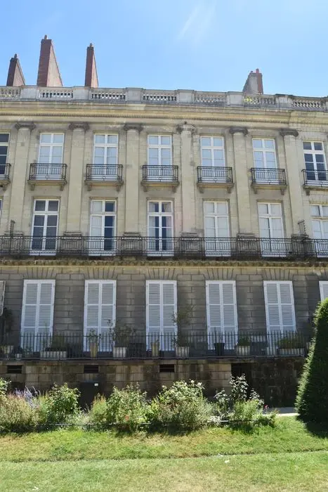 Foto de Edificio del curso de Cambronne - POP Plateforme Ouverte du Patrimoine / Base Mérimée - © Ministère de la Culture (France), Médiathèque du patrimoine et de la photographie, diffusion RMN-GP