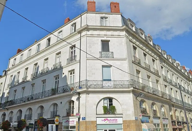 Foto de Edificio - Selbymay - © Creative Commons (https://creativecommons.org/licenses/by-sa/4.0/deed.fr)