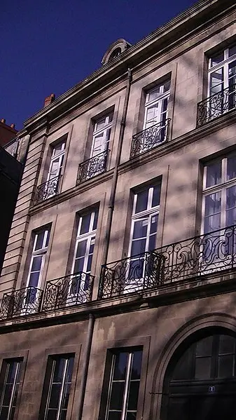 Foto de Edificio - Adam Bishop - © Creative Commons (https://creativecommons.org/licenses/by-sa/4.0/deed.fr)