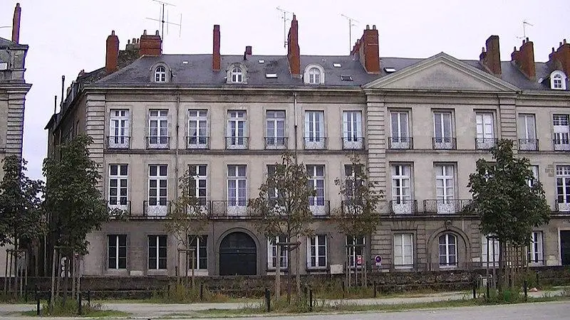Foto de Edificio - Adam Bishop - © Creative Commons (https://creativecommons.org/licenses/by-sa/4.0/deed.fr)