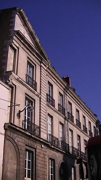 Foto de Edificio - Adam Bishop - © Creative Commons (https://creativecommons.org/licenses/by-sa/4.0/deed.fr)