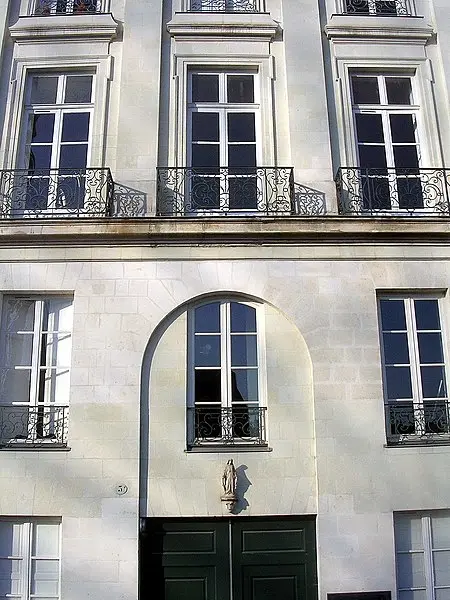 Picture of Building - Jibi44 - © Creative Commons (https://creativecommons.org/licenses/by-sa/4.0/deed.fr)
