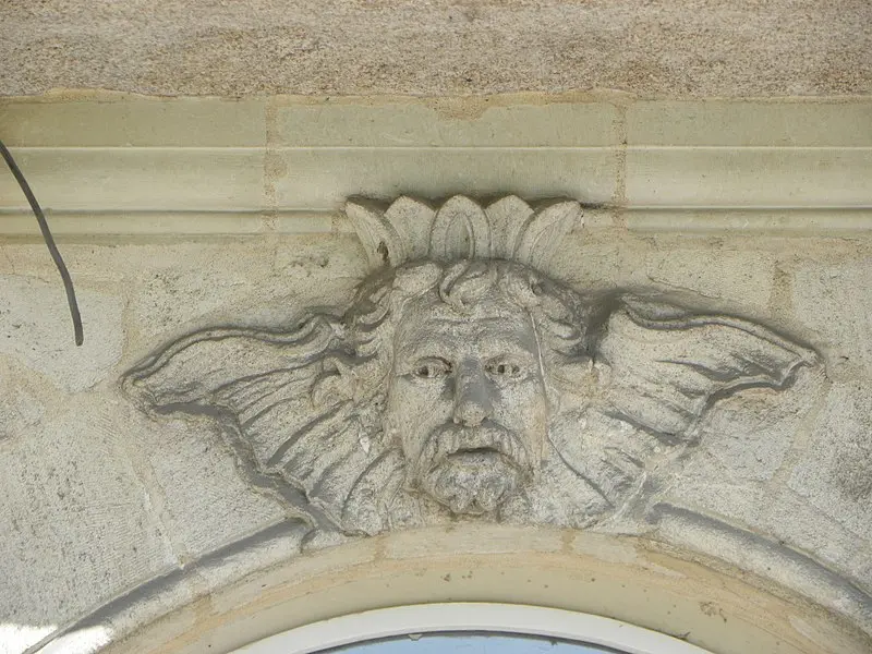 Foto de Edificio - GO69 - © Creative Commons (https://creativecommons.org/licenses/by-sa/4.0/deed.fr)