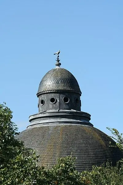 Foto de Castillo - Julien Carnot - © Creative Commons (https://creativecommons.org/licenses/by-sa/4.0/deed.fr)
