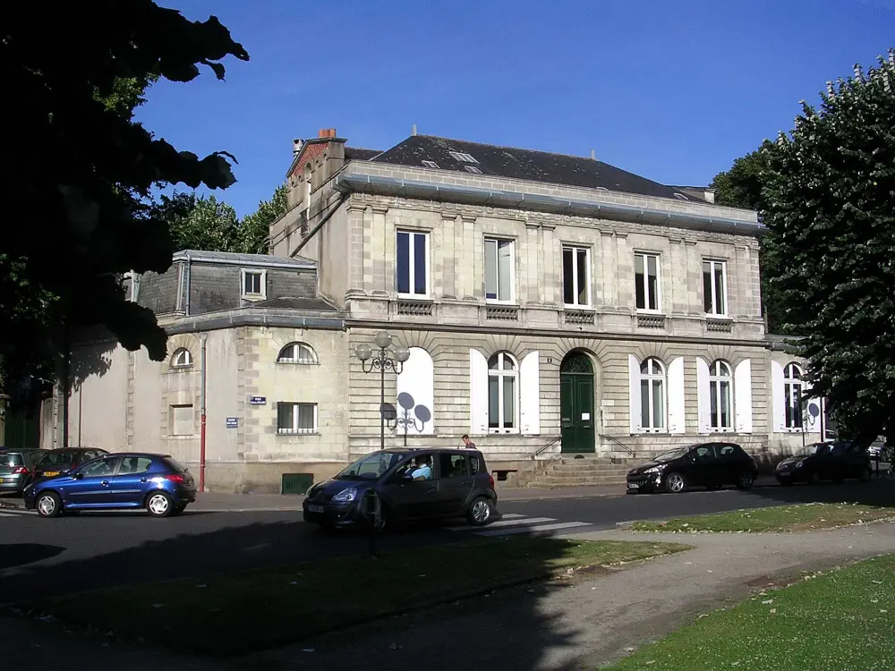 Foto de Edificio - Sous licence Creative Commons (https://creativecommons.org/licenses/by-sa/4.0/deed.fr) - Par Jibi44 - © Creative Commons (https://creativecommons.org/licenses/by-sa/4.0/deed.fr)