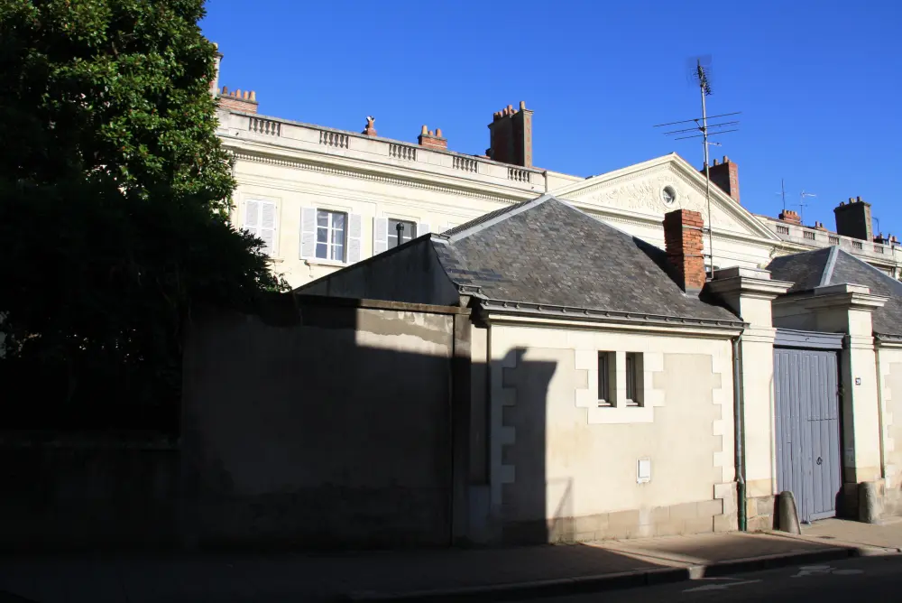 Foto de Edificio - Sous licence Creative Commons (https://creativecommons.org/licenses/by-sa/4.0/deed.fr) - Par Bpoterie - © Creative Commons (https://creativecommons.org/licenses/by-sa/4.0/deed.fr)
