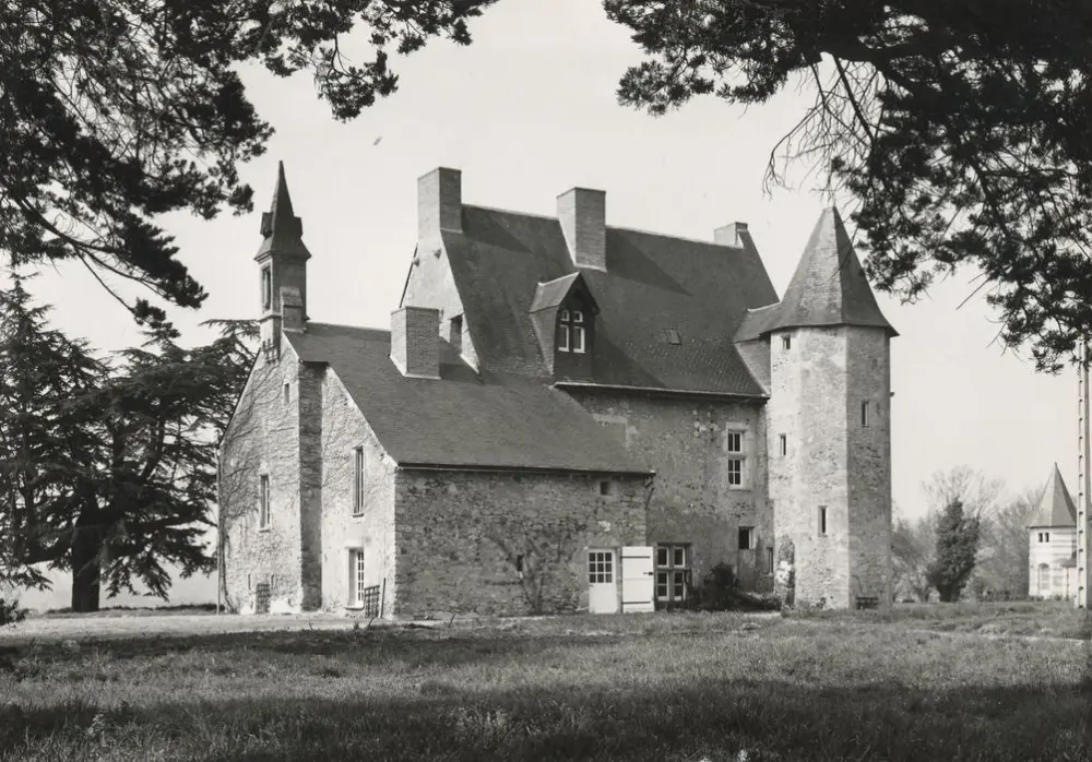 Foto von Herrenhaus von Auvers - POP Plateforme Ouverte du Patrimoine / Base Mérimée - © Ministère de la Culture (France), Médiathèque du patrimoine et de la photographie, tous droits réservés