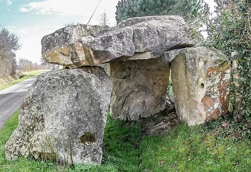 Foto di Fata Dolmen - La photo de Jojo - © Creative Commons (https://creativecommons.org/licenses/by-sa/4.0/deed.fr)