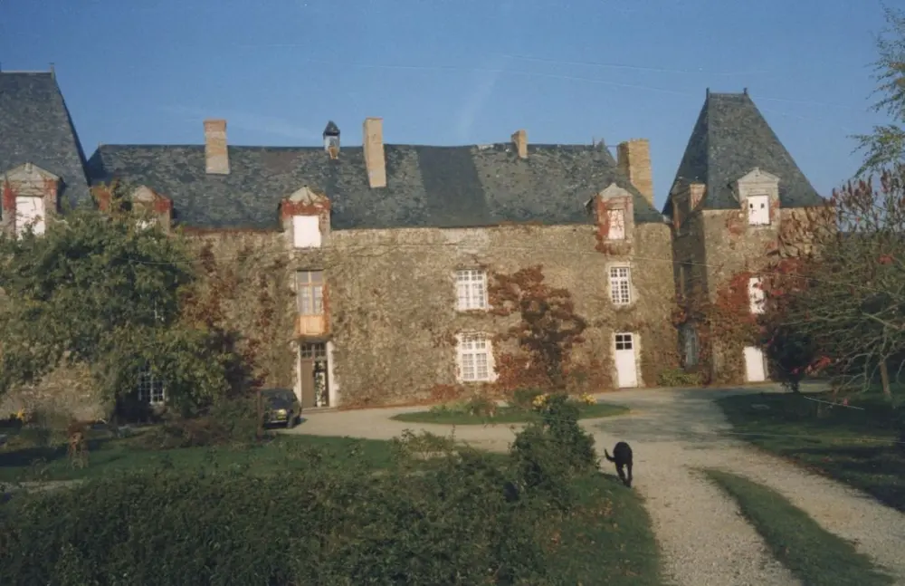Foto di Château des Linières - POP Plateforme Ouverte du Patrimoine / Base Mérimée - © Ministère de la Culture (France), Médiathèque du patrimoine et de la photographie, diffusion RMN-GP