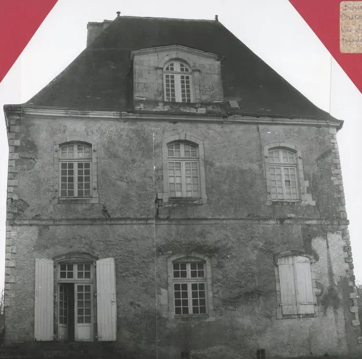 Foto von Château de la vezizière - POP Plateforme Ouverte du Patrimoine / Base Mérimée - © Ministère de la Culture (France), Médiathèque du patrimoine et de la photographie, tous droits réservés