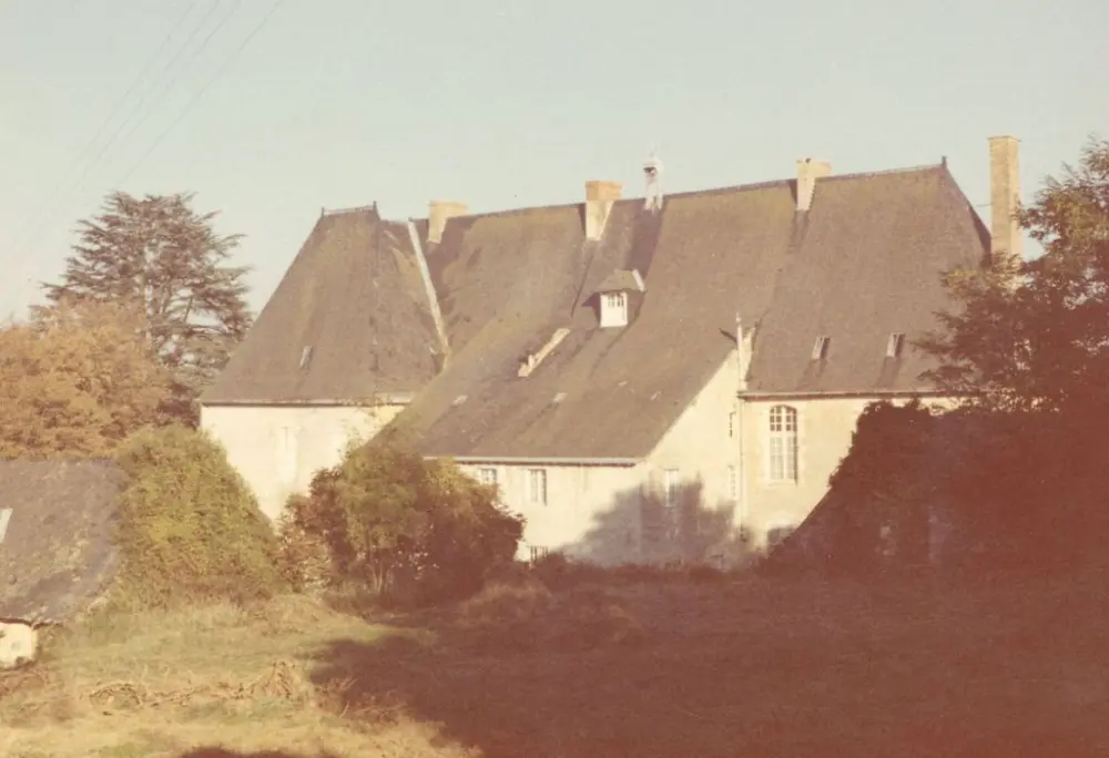 Foto von Château de la vezizière - POP Plateforme Ouverte du Patrimoine / Base Mérimée - © Ministère de la Culture (France), Médiathèque du patrimoine et de la photographie, tous droits réservés