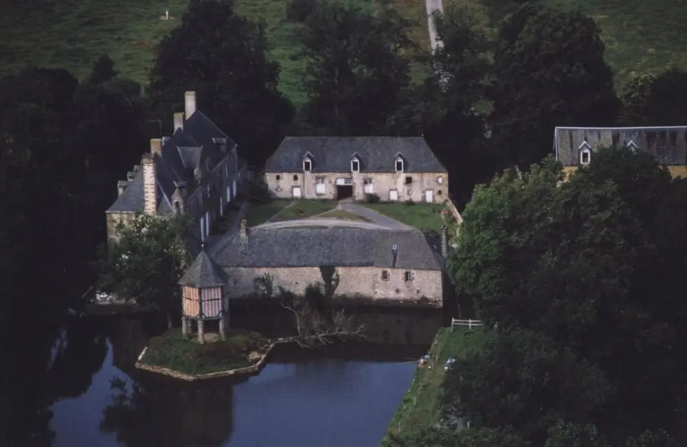 Foto de Castillo de Fresne - POP Plateforme Ouverte du Patrimoine / Base Mérimée - © Ministère de la Culture (France), Médiathèque du patrimoine et de la photographie, tous droits réservés