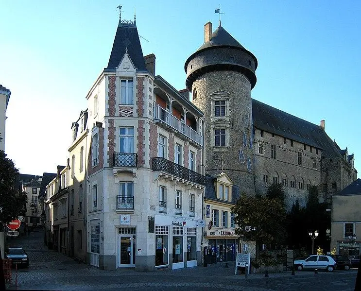 Foto von Altes Schloss - Manfred Heyde - © Creative Commons (https://creativecommons.org/licenses/by-sa/4.0/deed.fr)