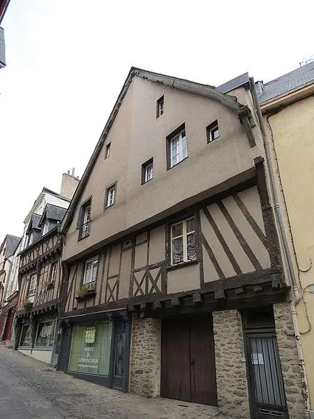 Foto von Haus des 16. Jahrhunderts - Romain Bréget - © Creative Commons (https://creativecommons.org/licenses/by-sa/4.0/deed.fr)
