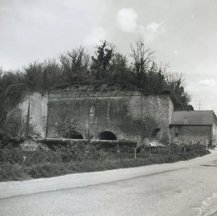 Foto von Kalköfen (alt) - POP Plateforme Ouverte du Patrimoine / Base Mérimée - © Ministère de la Culture (France), Médiathèque du patrimoine et de la photographie, tous droits réservés