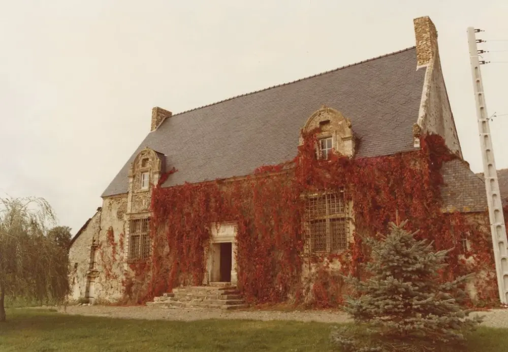 Foto von Longuefougères Manor - POP Plateforme Ouverte du Patrimoine / Base Mérimée - © Ministère de la Culture (France), Médiathèque du patrimoine et de la photographie, tous droits réservés