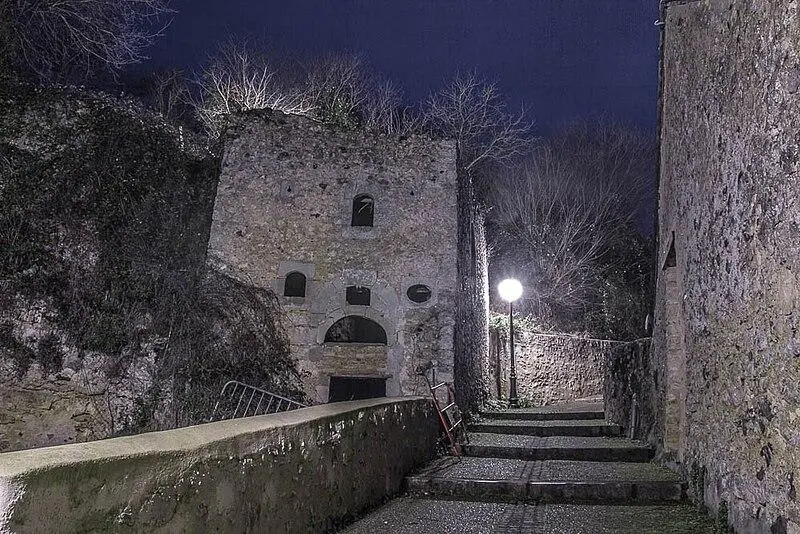 Foto von Alte Runde - La photo de Jojo - © Creative Commons (https://creativecommons.org/licenses/by-sa/4.0/deed.fr)