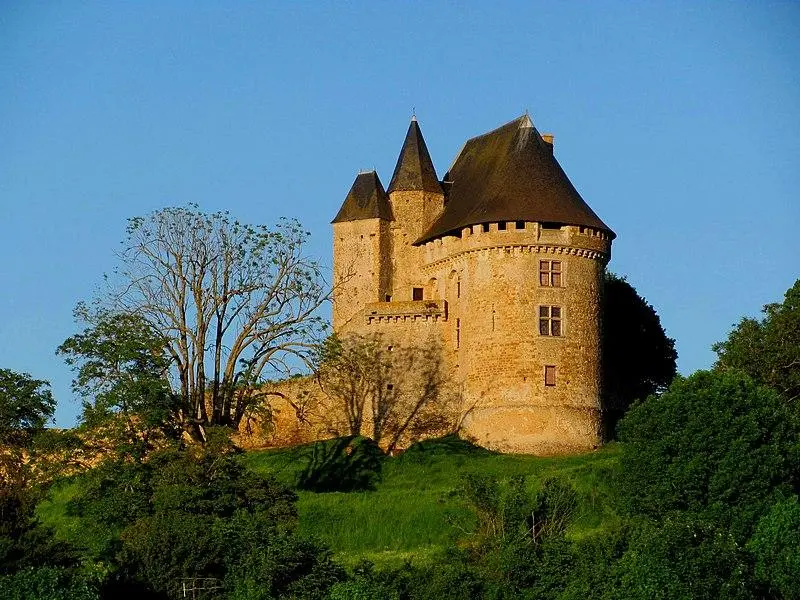 Foto von Schloss (Dungeon und Ruinen) - Mv287 - © Creative Commons (https://creativecommons.org/licenses/by-sa/4.0/deed.fr)