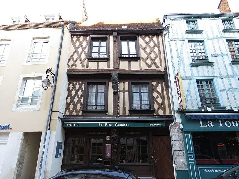 Foto di Casa - Yodaspirine - © Creative Commons (https://creativecommons.org/licenses/by-sa/4.0/deed.fr)