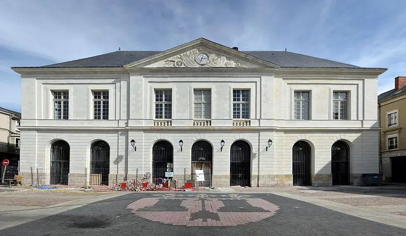 Foto von Halle-Mairie - Selbymay - © Creative Commons (https://creativecommons.org/licenses/by-sa/4.0/deed.fr)