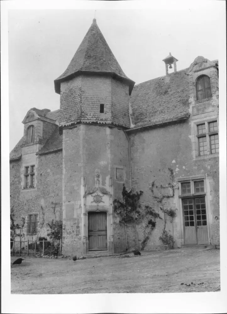 Foto von Manor sagt der Logis de Fontenay - POP Plateforme Ouverte du Patrimoine / Base Mérimée - © Ministère de la Culture (France), Médiathèque du patrimoine et de la photographie, diffusion RMN-GP