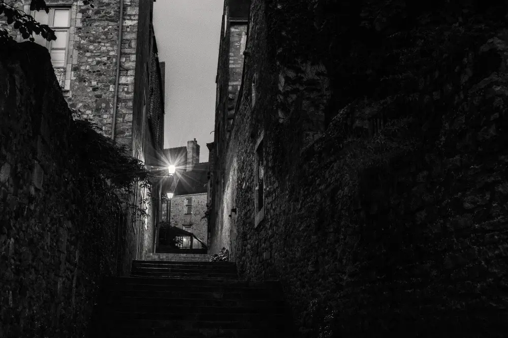 Foto von Treppe - Sous licence Creative Commons (https://creativecommons.org/licenses/by-sa/4.0/deed.fr) - Par Rodrigo.Argenton - © Creative Commons (https://creativecommons.org/licenses/by-sa/4.0/deed.fr)