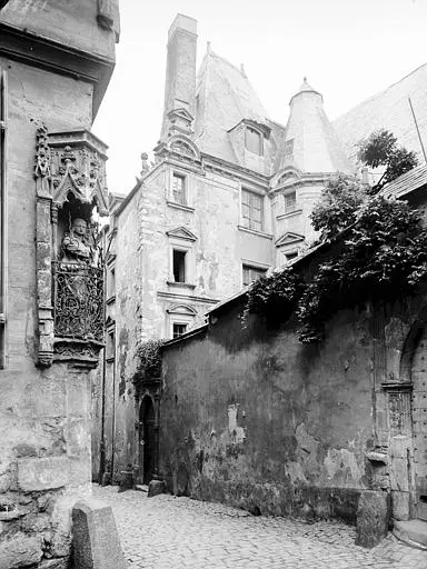 Foto von Hotel de Vaux - POP Plateforme Ouverte du Patrimoine / Base Mérimée - © Ministère de la Culture (France), Médiathèque du patrimoine et de la photographie, diffusion RMN-GP