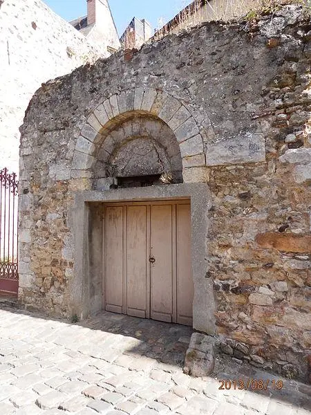 Foto de Puerta románica - Yodaspirine - © Creative Commons (https://creativecommons.org/licenses/by-sa/4.0/deed.fr)