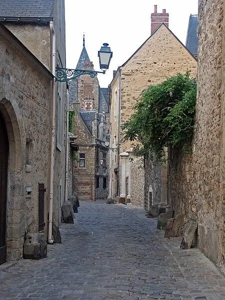 Foto von Hausboden im Haus - Fafner - © Creative Commons (https://creativecommons.org/licenses/by-sa/4.0/deed.fr)