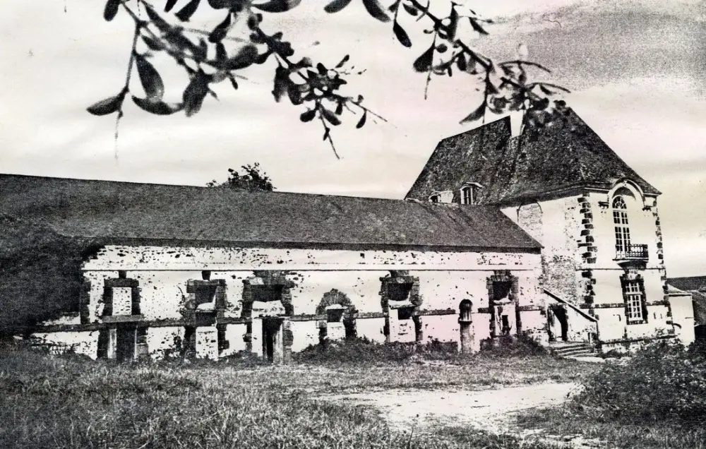 Foto de Castillo - POP Plateforme Ouverte du Patrimoine / Base Mérimée - © Ministère de la Culture (France), Médiathèque du patrimoine et de la photographie, tous droits réservés