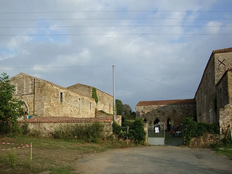Foto de Abbey de Trizay (vieja) - Spouik - © Creative Commons (https://creativecommons.org/licenses/by-sa/4.0/deed.fr)