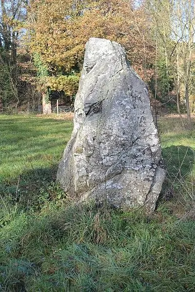 Foto de Menhir - Liberliger - © Creative Commons (https://creativecommons.org/licenses/by-sa/4.0/deed.fr)