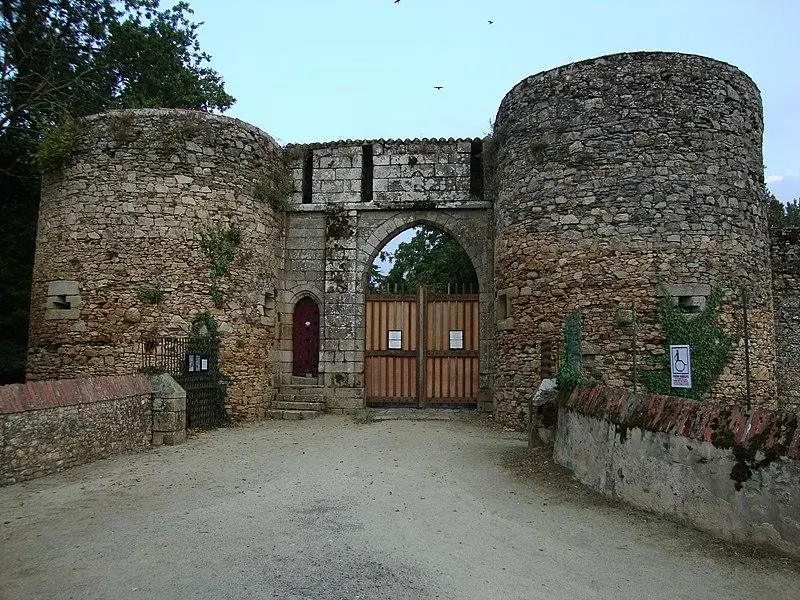 Foto von Château (Ruins du Vieux) - Spouik - © Creative Commons (https://creativecommons.org/licenses/by-sa/4.0/deed.fr)